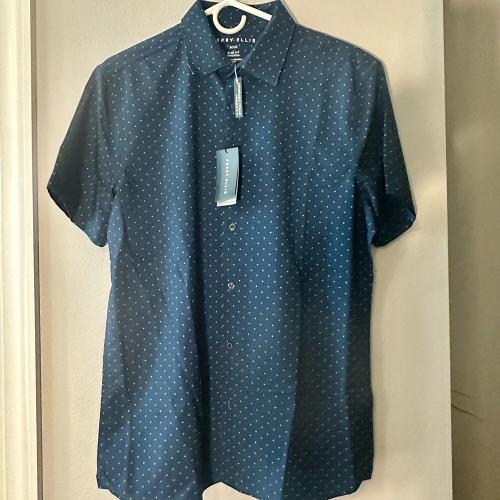 Perry Ellis Men's Navy Patterned Button Down Shirt